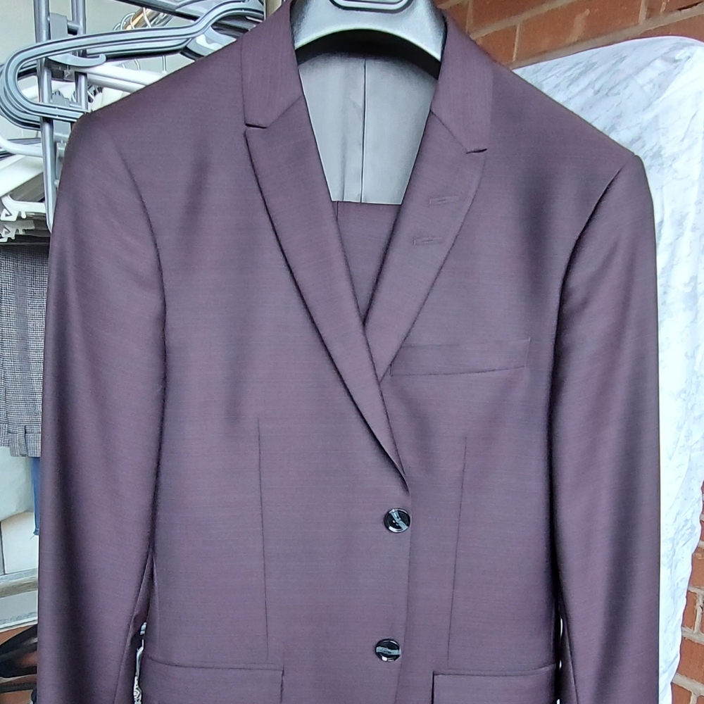 Suit